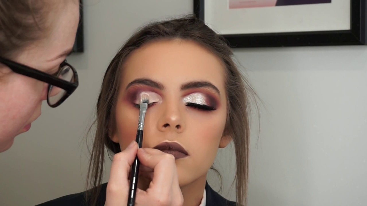 HALF CUT CREASE TUTORIAL