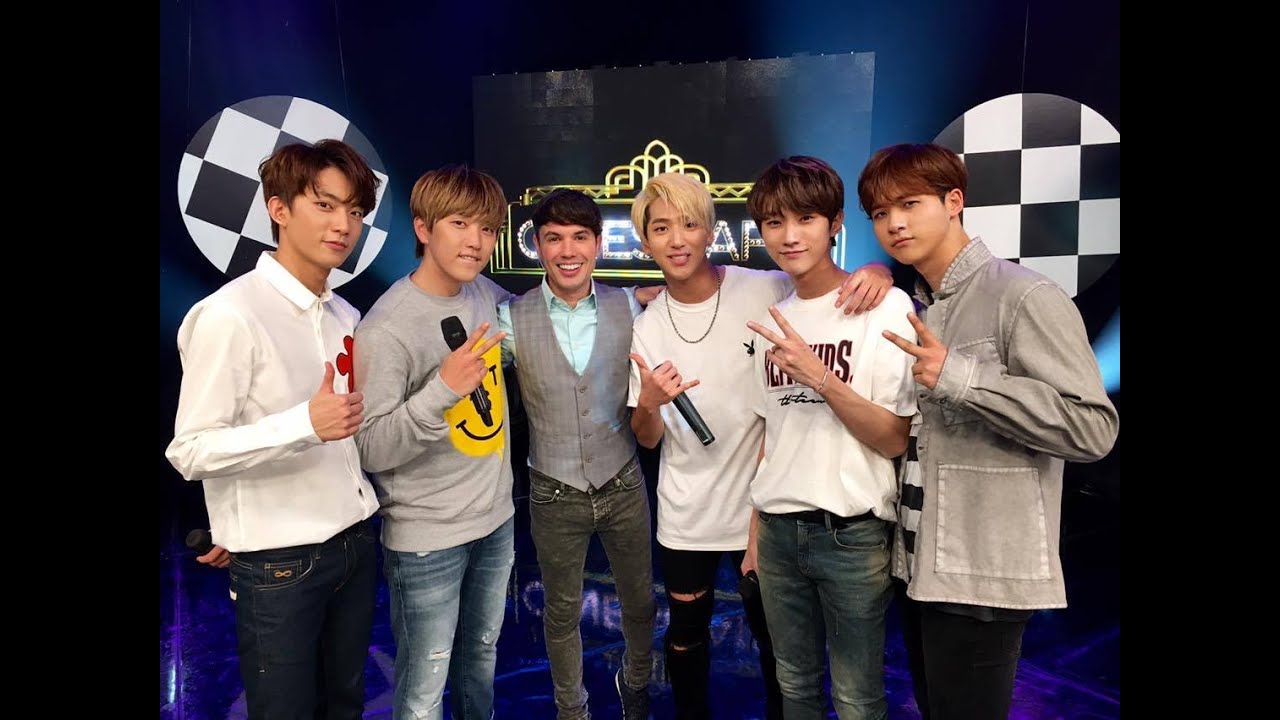 K-Pop: B1A4 en el estudio!