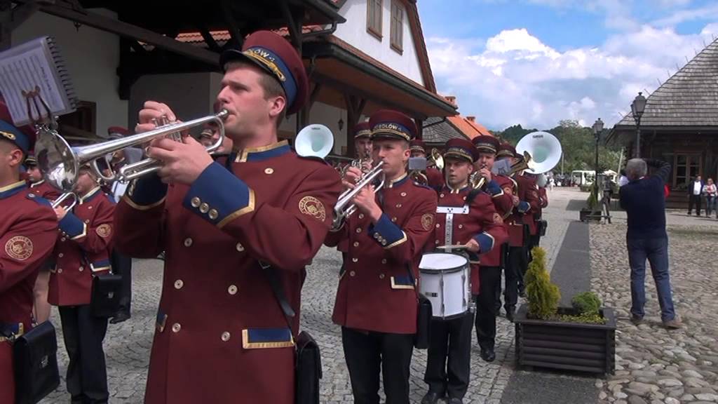 Orkiestra dęta z Sobolowa - przemarsz | Echo Trombity 2015