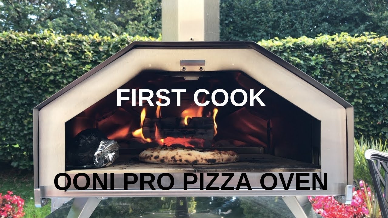Lighting and First Cook with the Ooni Pro Pizza Oven | Uuni Pro