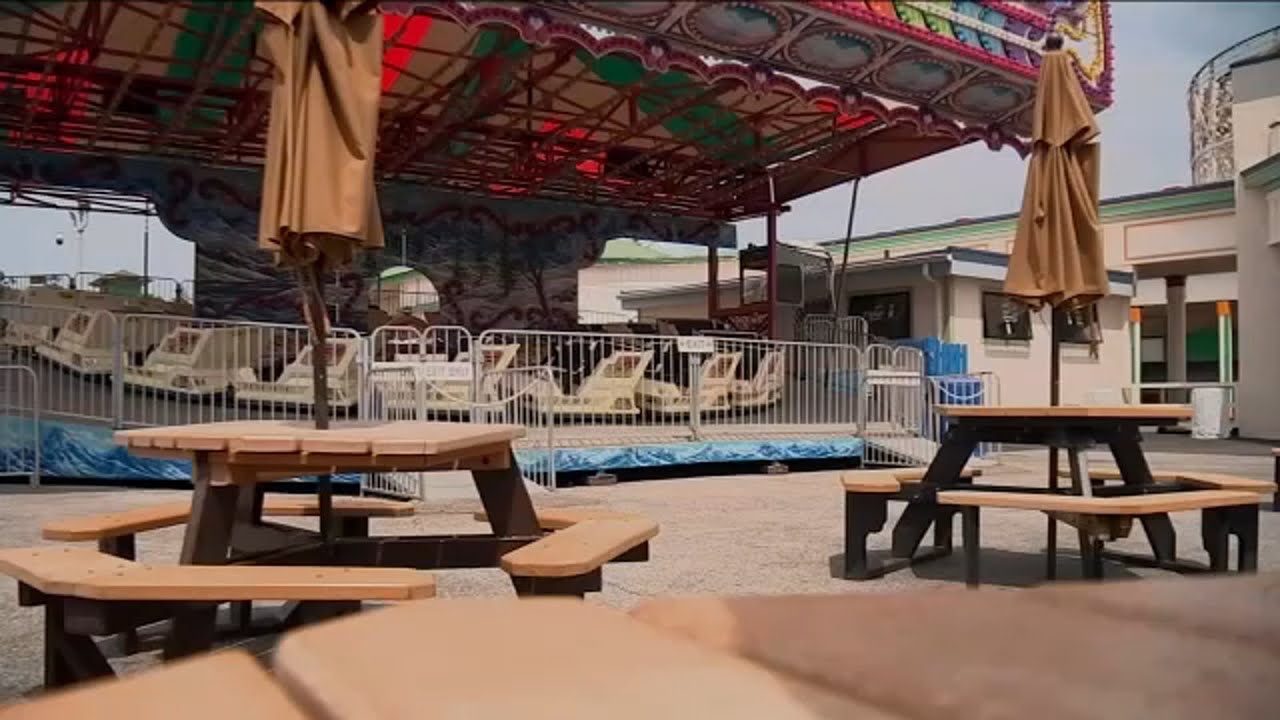 Amusement park ride malfunctions sending riders hurtling backward