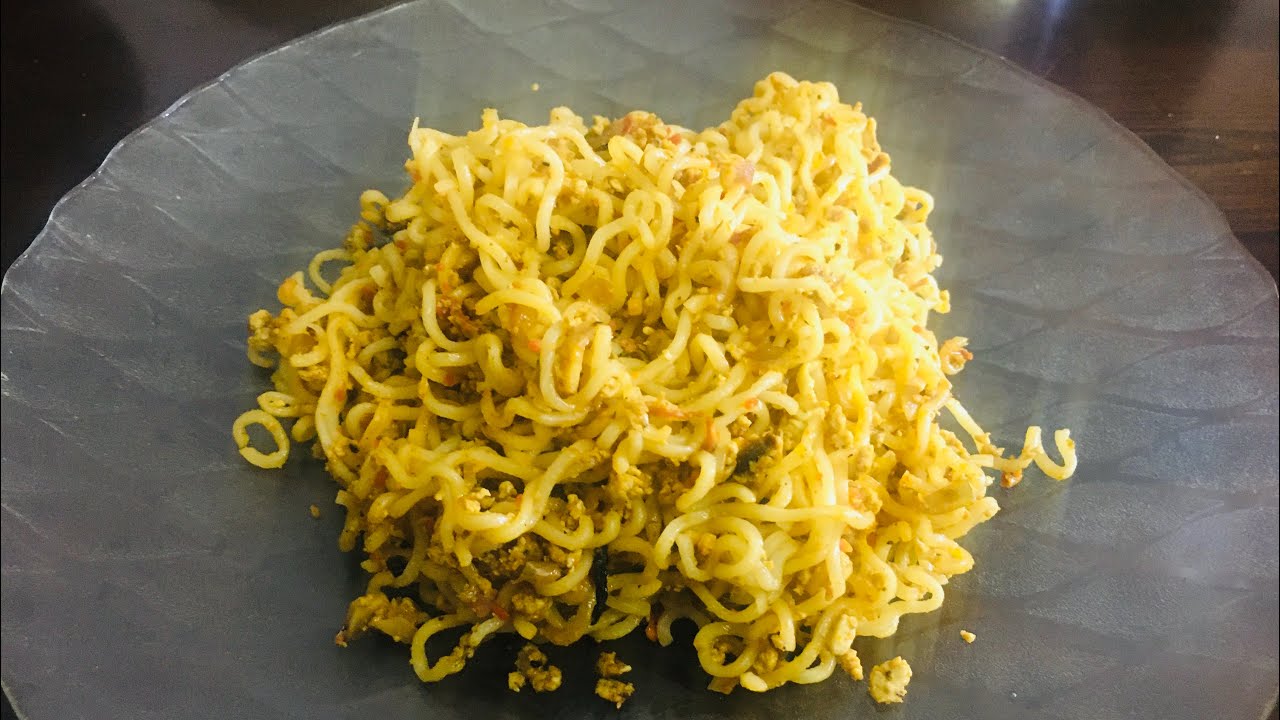 Dry Maggi/instant egg noodles recipe /2mins cooking recipe/ fast forward cooking videos/