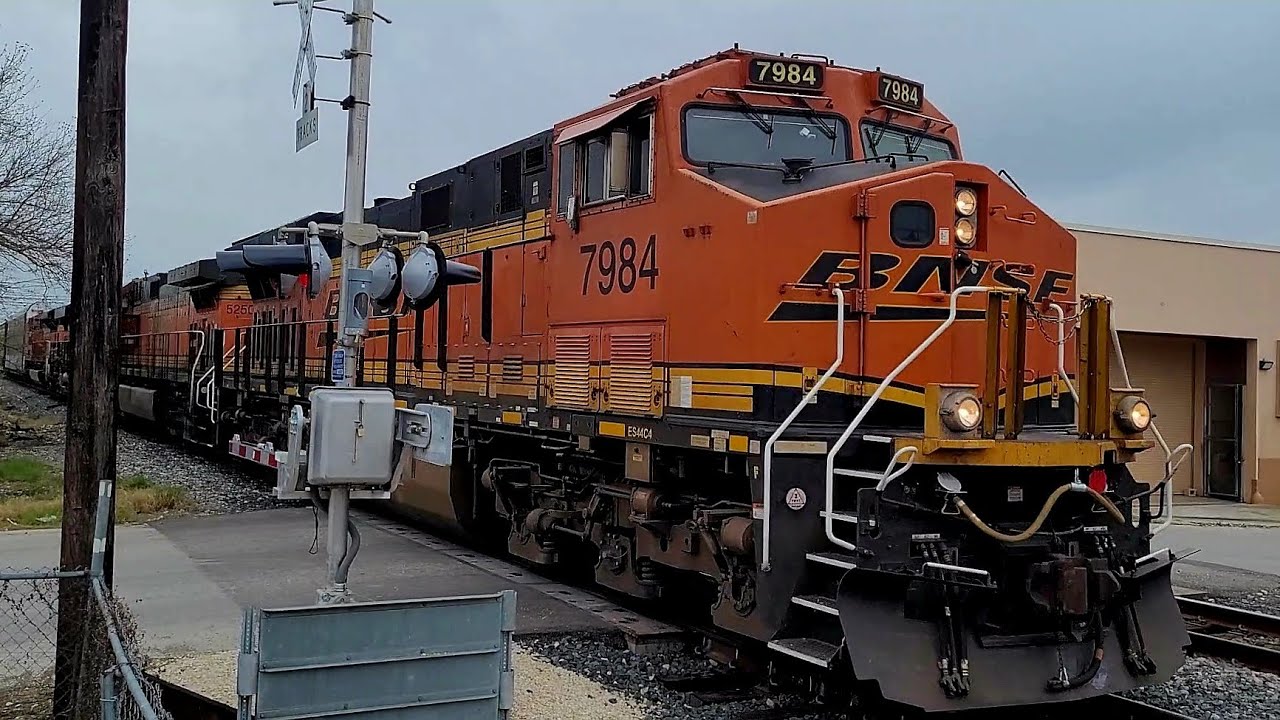 UP MEWEG & BNSF H-CDTGAL