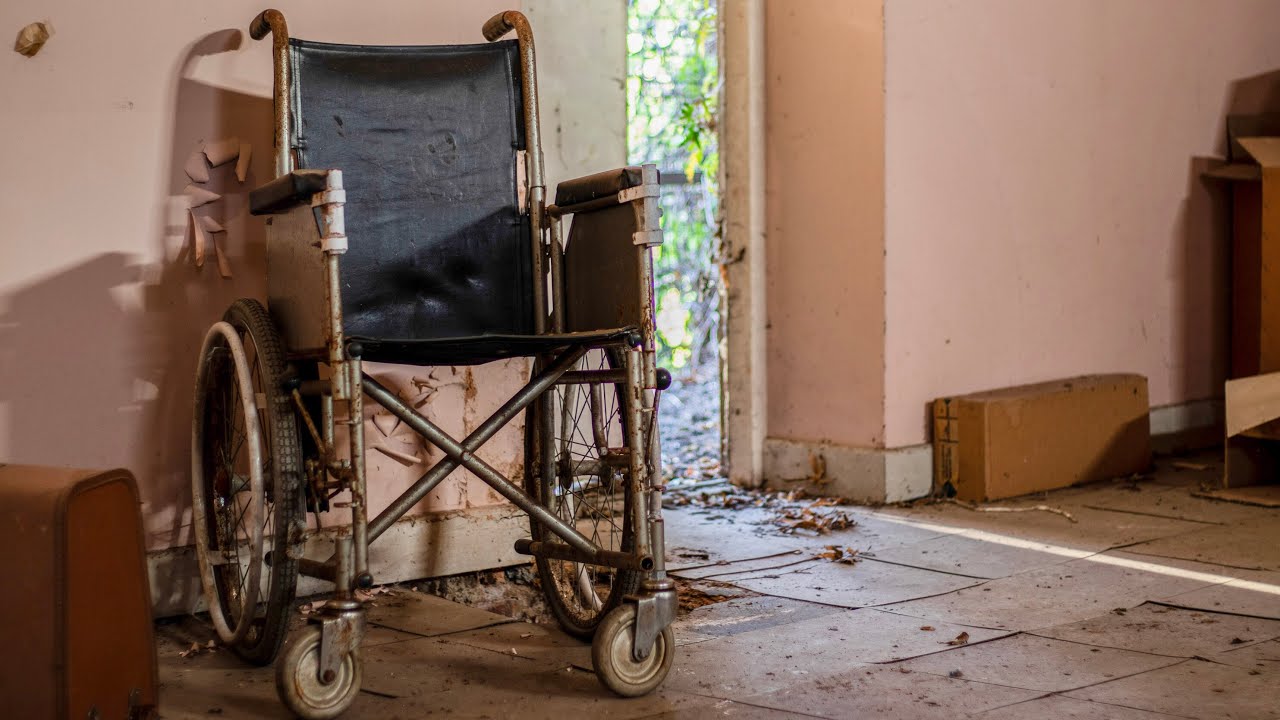 Exploring an Abandoned Hospital's Mental Health Department