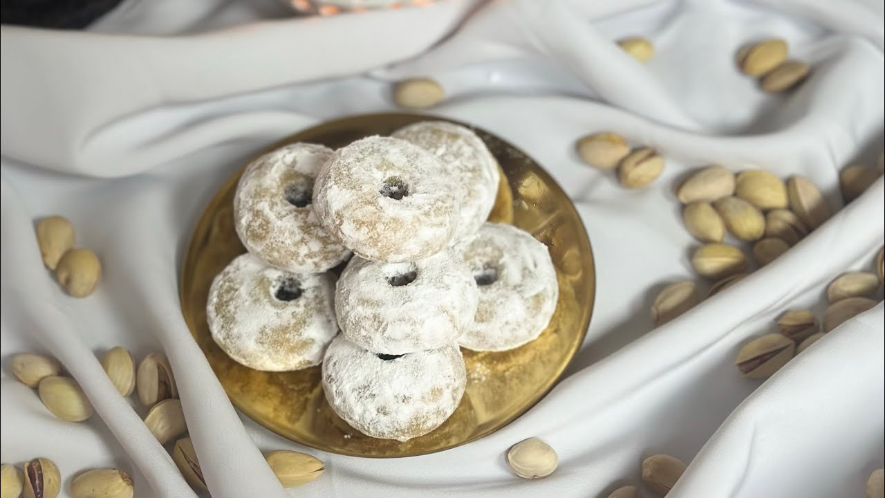 حلويات العيد: تفاصيل و اسرار كعك العنبر التونسي