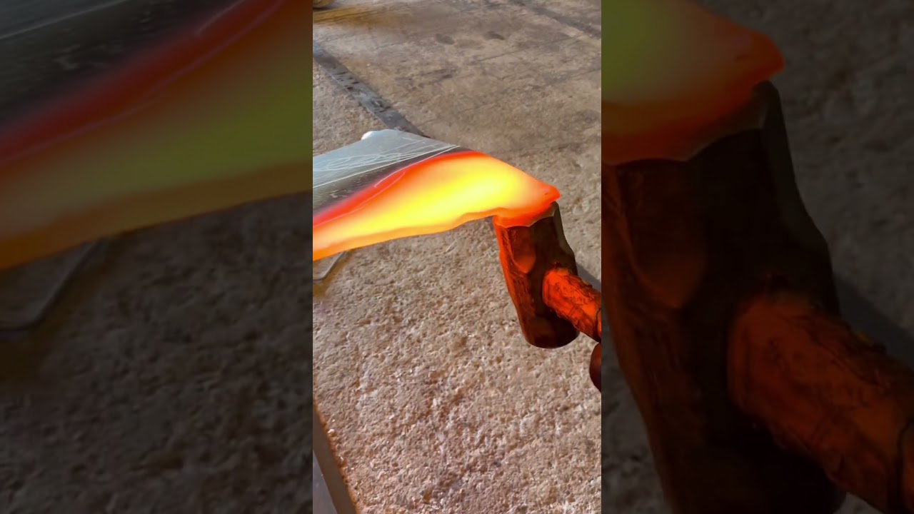 HAMMER TIME! 🔨 🔥.    #foryou #foryoupage #propeller #welding #boat #tugboat #fix #hot #thruster