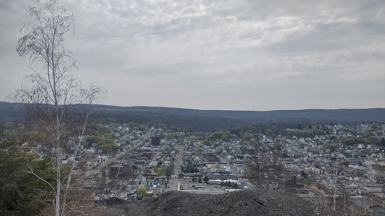 The reality of a dying city shamokin PA (Once the richest cities in the coal region)