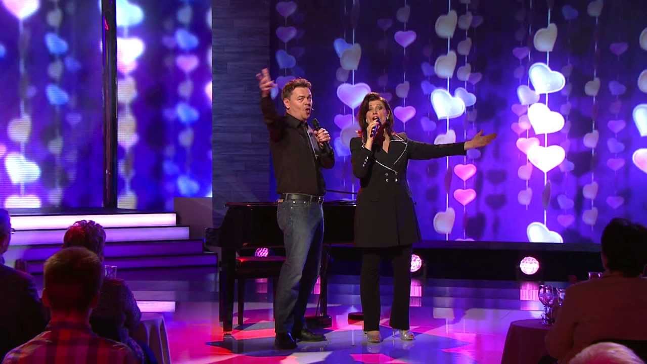 Hit-Medley von Maja Brunner und Padi Bernhard - Alpenrose | SRF
