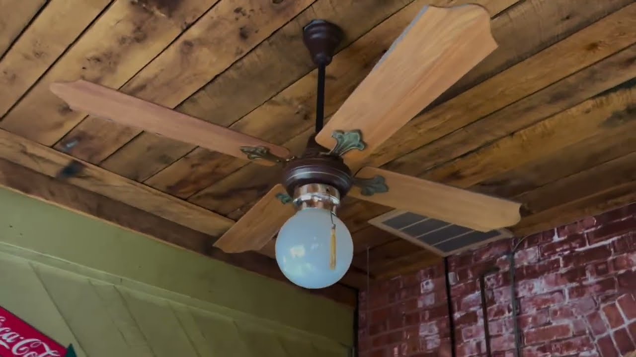 Ceiling fans in Various Restaurants & Stores in Nashville, IN