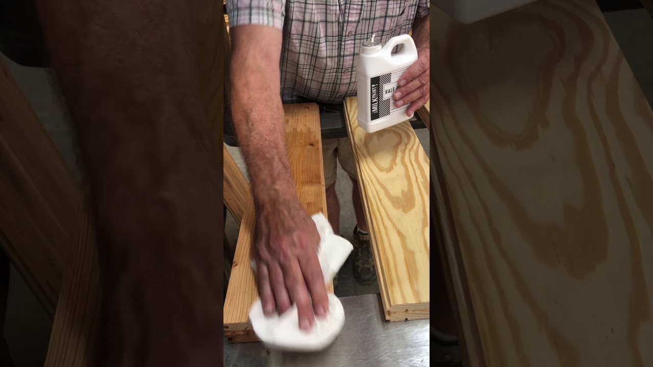 Pine Flooring Grades and Finishing Oil