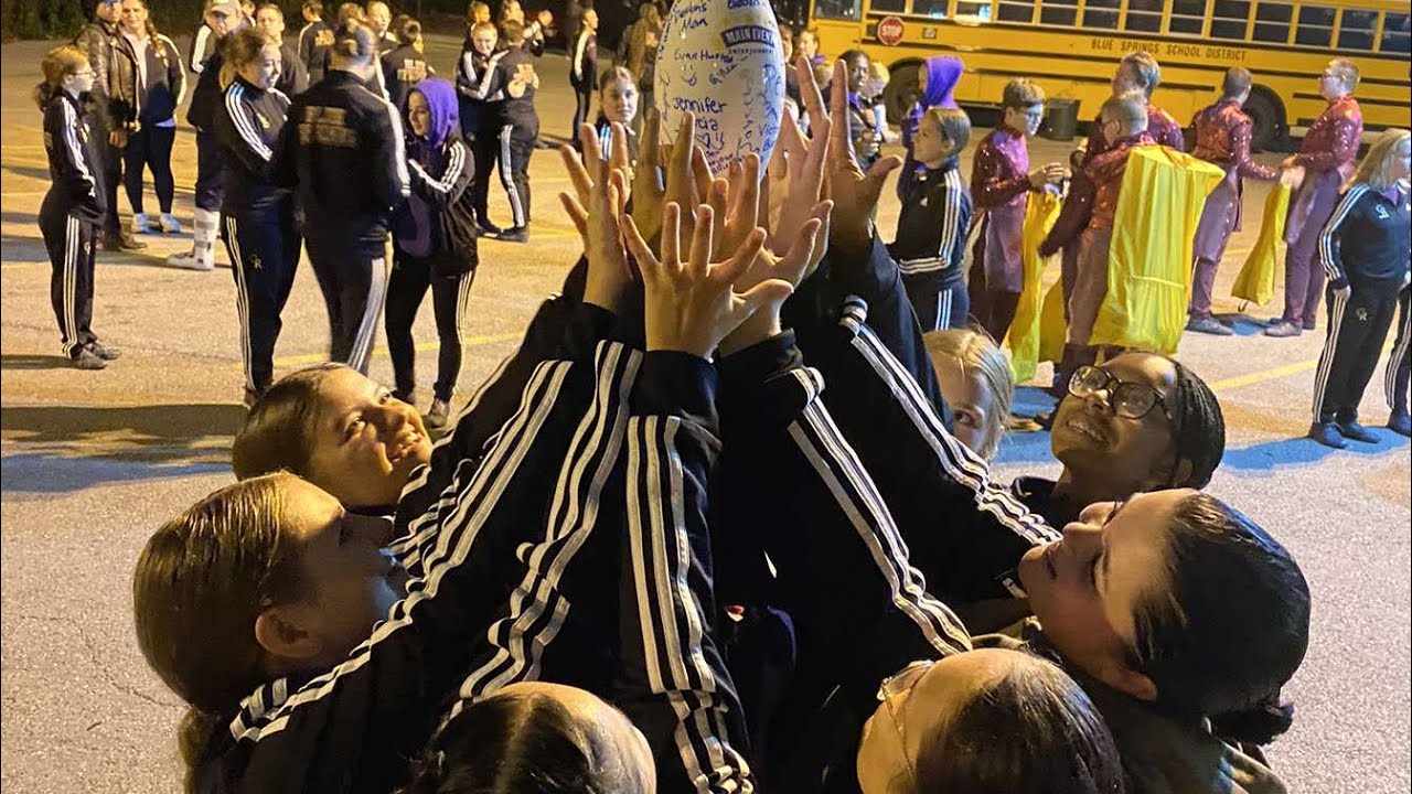 Blue Springs HS 2023 ‘Becoming’