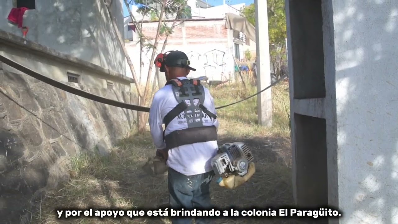 En la colonia El Paraguito realizamos un tequio comunitario para la limpieza y embellecimiento