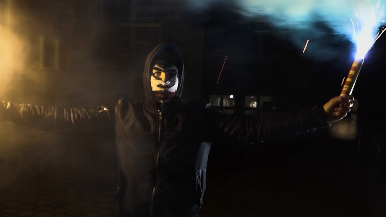 PYRO - En dokumentär om pyroteknik - Dokumentärfilm - Es16 - Stillerska Filmgymnasiet