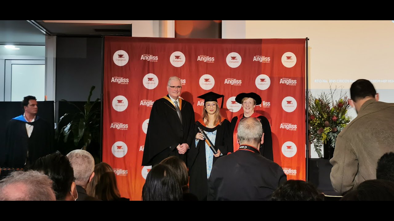 参加女儿毕业典礼  Attend daughter's graduation ceremony William Angliss Institute 威廉安格利斯国际学院  墨尔本 维多利亚 澳大利亚