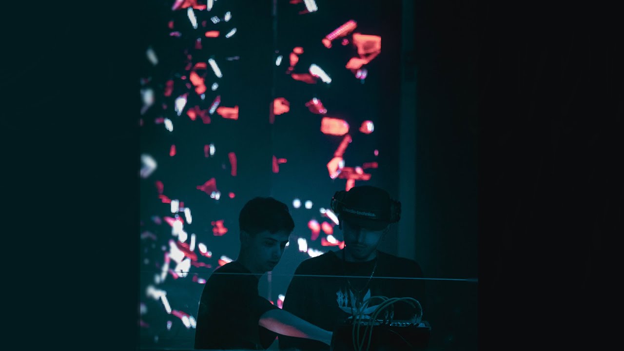 Esteban Calvet B2B Khan - Spring Party X NEW Vision.