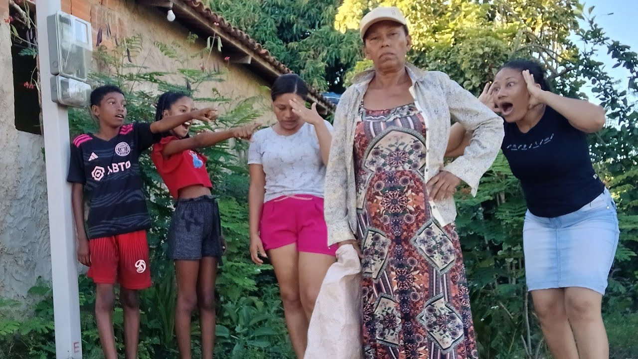 FILHA TINHA VERGONHA DA MÃE POR SER POBRE 