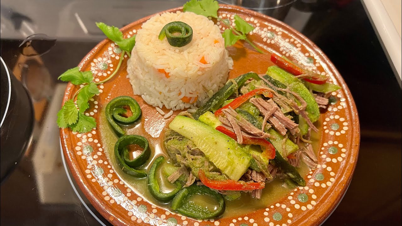 Desehebrada con Calabacitas #beef #turkishsoup #meat 