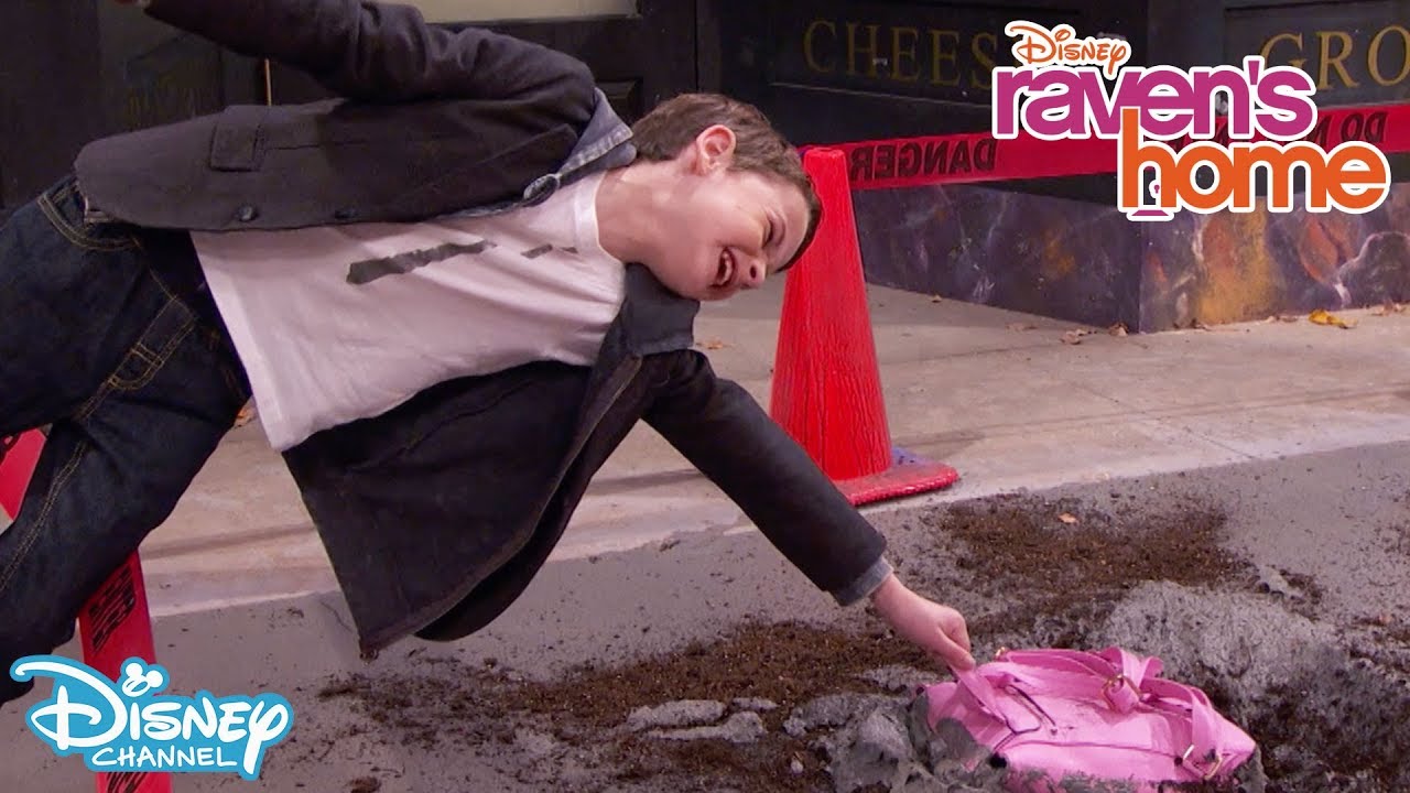 Pinky Gets Stolen! | Raven's Home | Disney Channel Africa