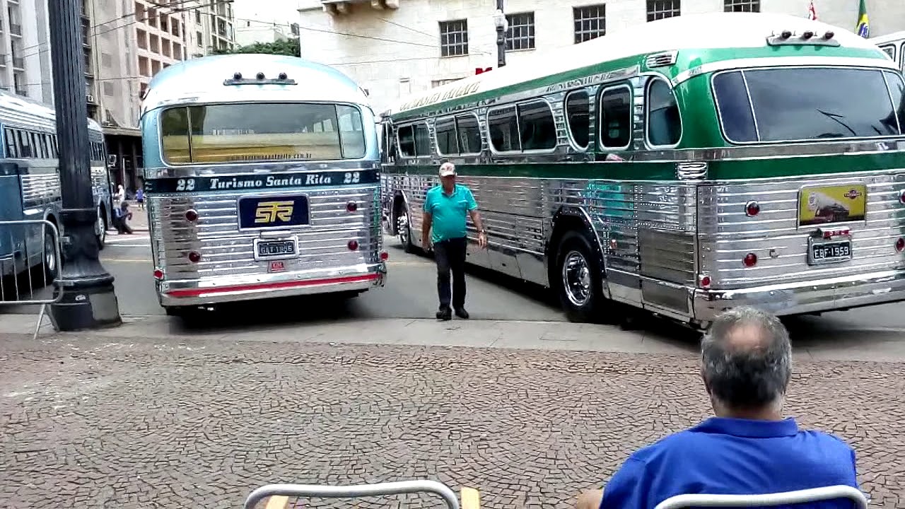 Ônibus GMC Coach (VVR 2019)