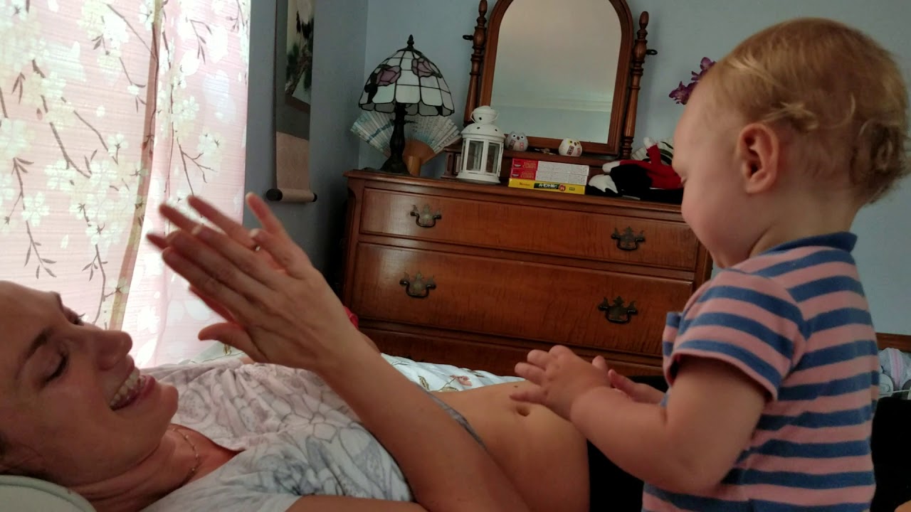 I learn how to blow raspberries on mommy