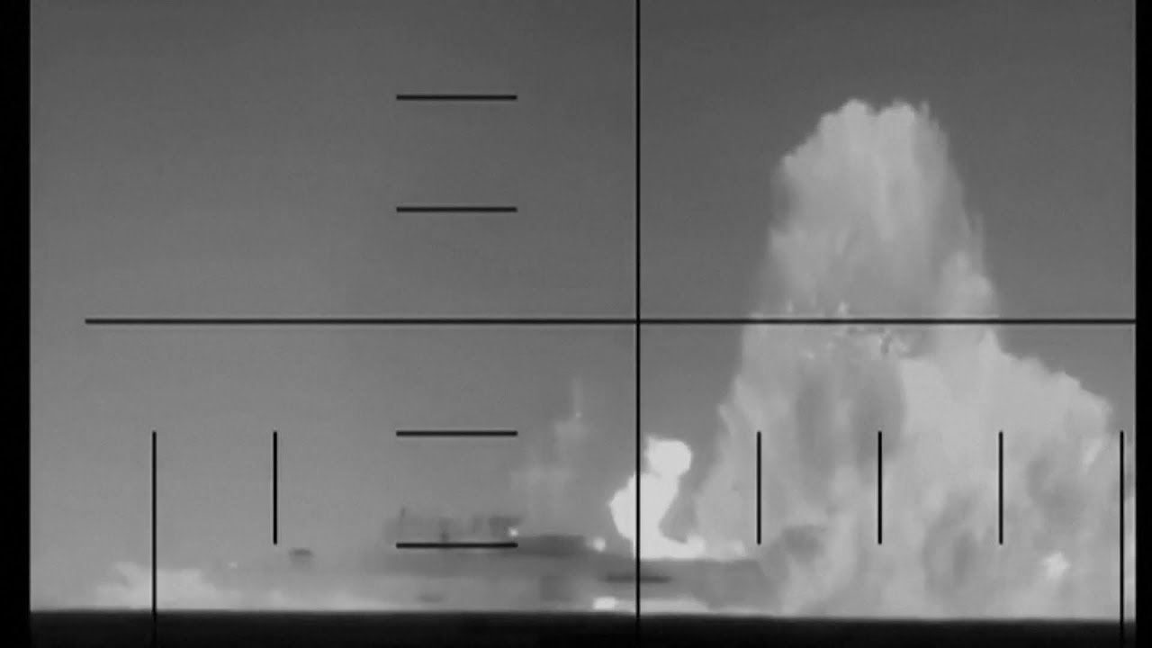 Two Australians reportedly aboard US sub that struck Iranian warship