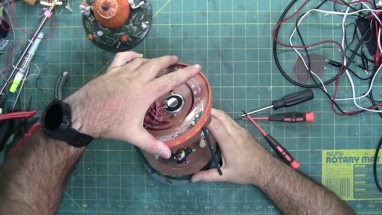 Lemax Eerie Go Round Intermittent Failure Repair