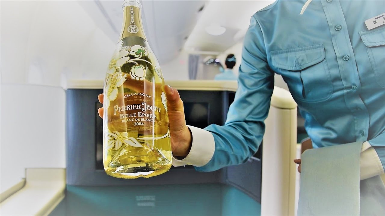 Korean Air First Class Suites A380 Seoul Incheon to New York JFK KE081