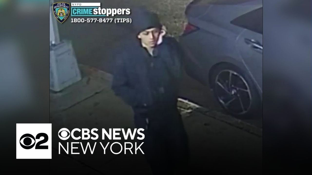 NYPD images show suspect in stabbing of woman near Queens bus stop