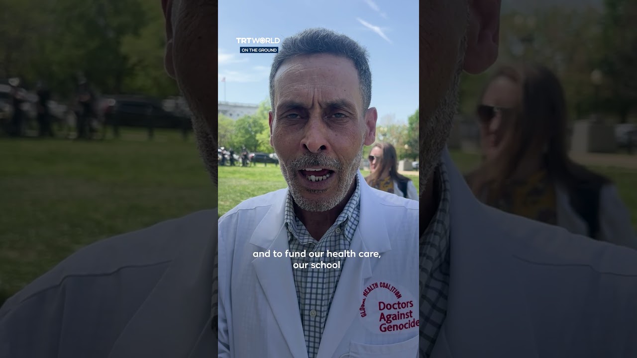 &laquo;Здравоохранение, а не война!&raquo;: американские врачи протестуют перед зданием Конгресса.