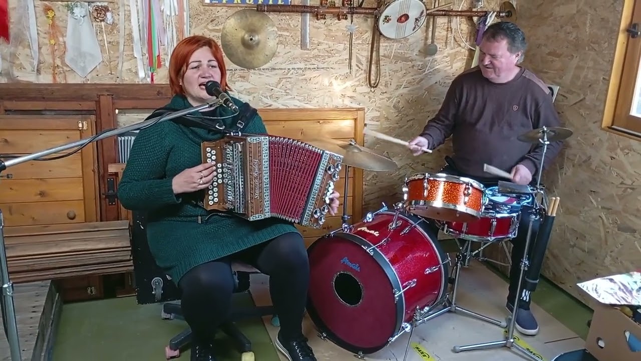 @TribečskáHeligónka Kdybych byla ptáčkem
