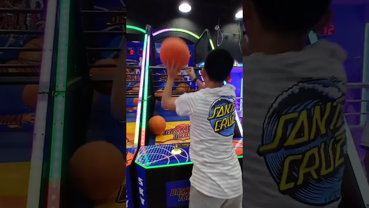 Basketball 2. 402 points? #basketball #arcade 