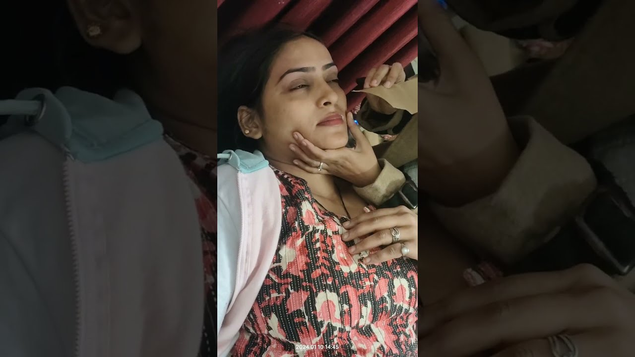 #youtube #wax se upper lips Krna sikhe #eyebrow #facial #wax #mekup #complete