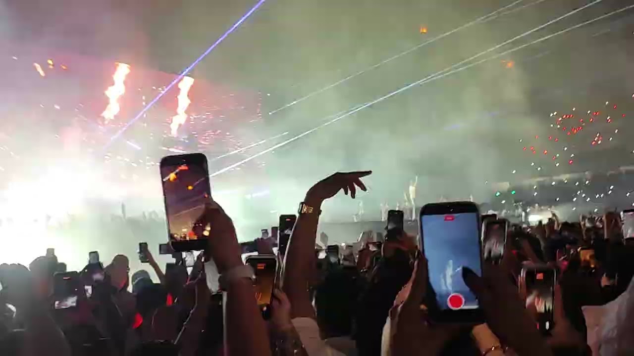 Bad Bunny - El Apagón Lima - Estadio Nacional#badbunny #concierto #lima #dtmf #puertorico 