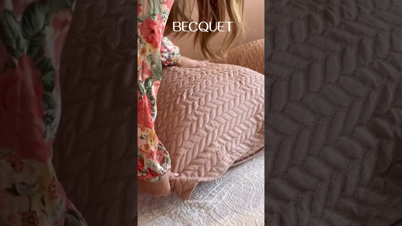 D&eacute;corez avec du rose et soutenez Octobre Rose 🎀✨ #becquet #lingedemaison #inspirationd&eacute;co