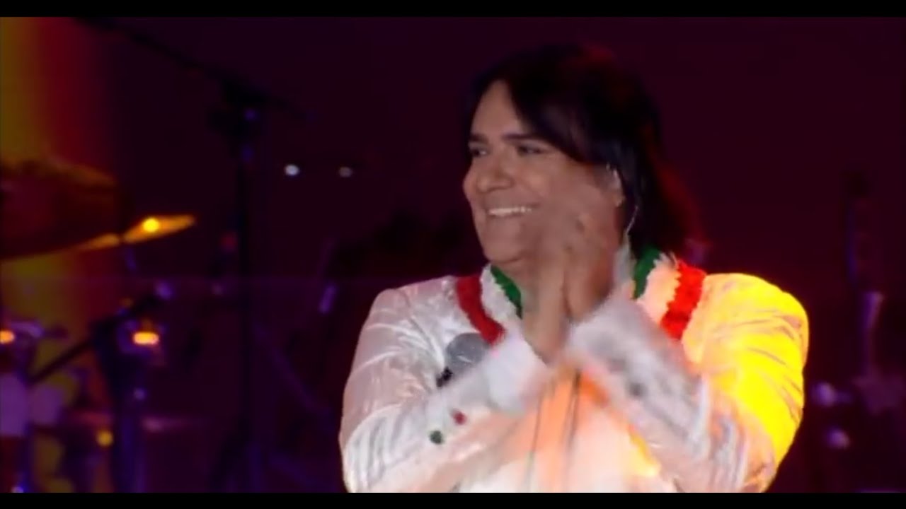 Renato Zero - Spiagge - Sei Zero 2010 (Live - Video Ufficiale)