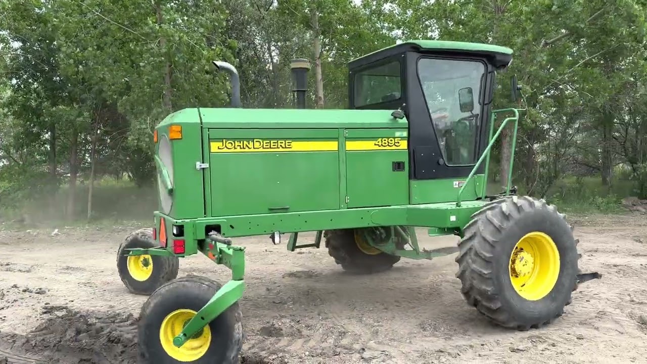 2009 John Deere 4895 Swather