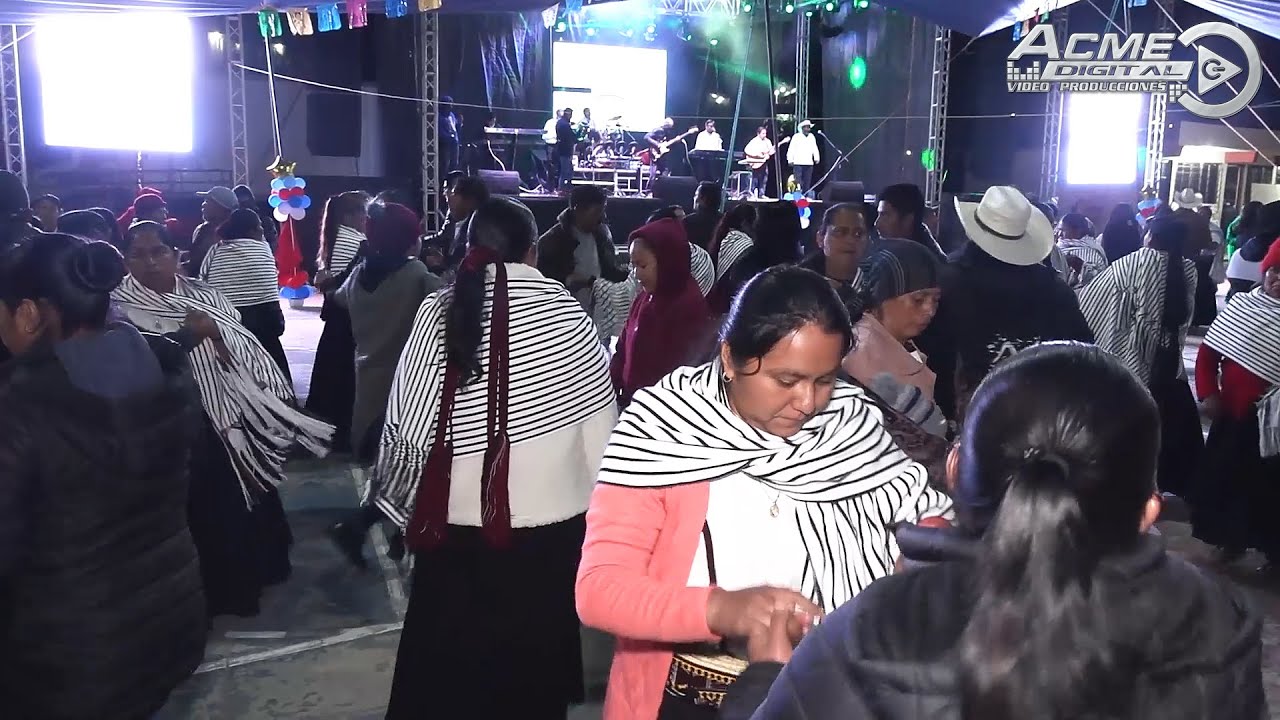 El internacional Grupo Remolino 🎶 🎸 en Tierra Blanca Tamazulapam Mixe Oaxaca  🎤 🎹
