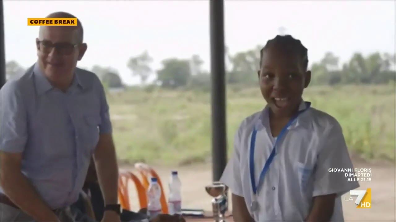 Congo, le immagini dell'ambasciatore Luca Attanasio impegnato per la formazione in Africa