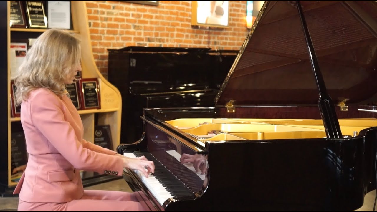 Schumann, Arabesque  Estonia L190 Hidden Beauty Grand Piano (Triin Laul from Estonia Piano Factory)