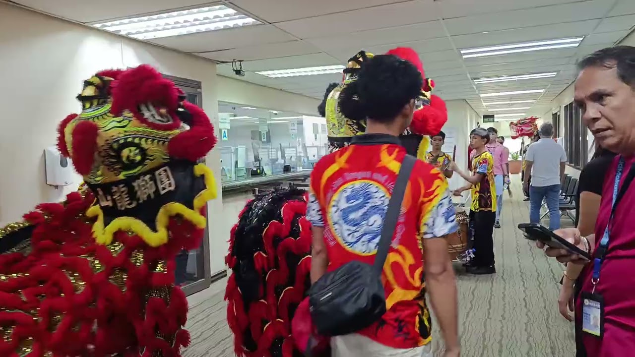 Makati City Hall - Chinese Lion & Dragon Dance