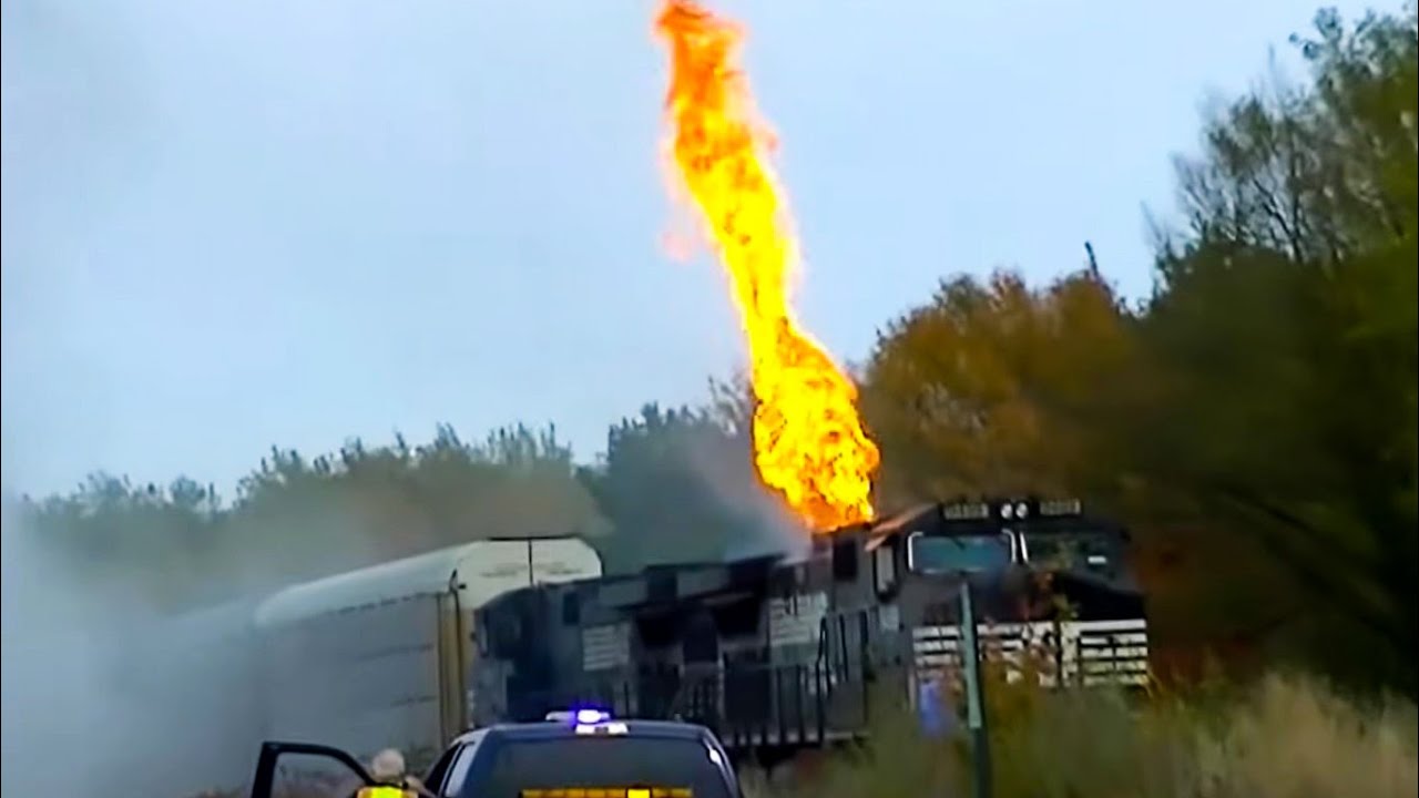 Live Lake Effect Snow Cam Buffalo Train Railfan Camera CSX New York to Chicago Mainline