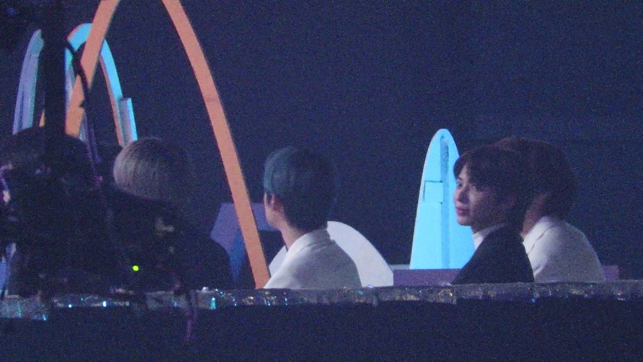 191116 브이라이브어워즈 V HEART BEAT 있지 무대 보는 투모로우바이투게더