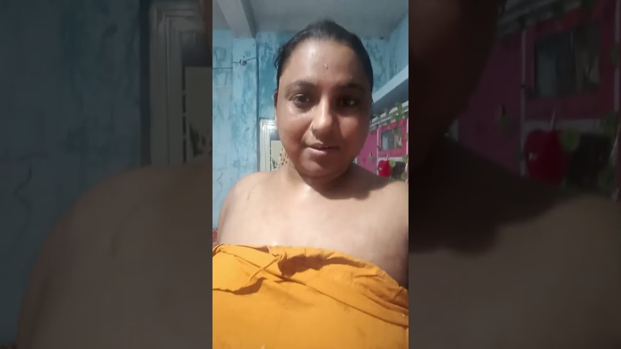 Bengali Women Bathing Vlogs 🔥💋#Hot Bathing Vlogs 🔥💥#Live