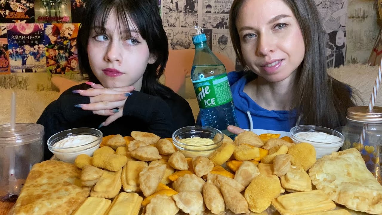 МУКБАНГ🥟ГОРЯЧАЯ ШТУЧКА/ЧЕБУРЕКИ/НАГГЕТСЫ/ЧЕБУПЕЛИ/ ЧЕБУПИЦЦА/ ПЕКЕРСЫ/ Отвечаем на вопросы/ MUKBANG