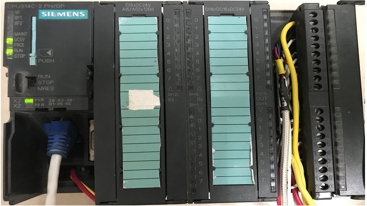 SIMATIC Manager V5.6 basic hardware configuration and simulation