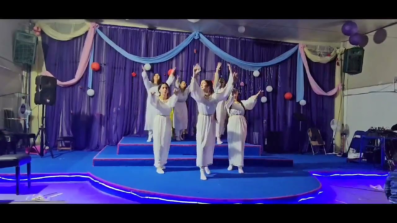 Iglesia de Sansomendi Danza La promesa🙌😍