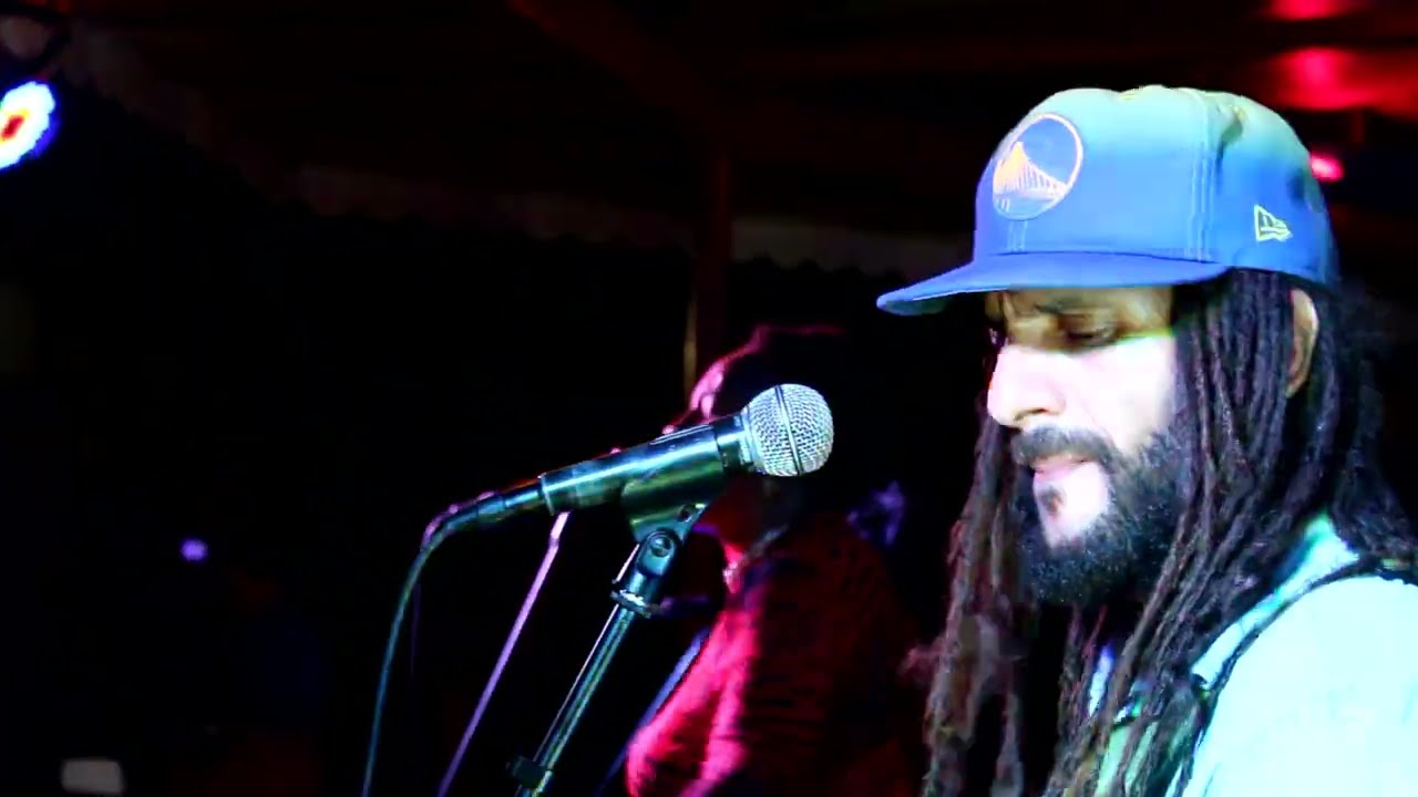 Un Rojo Reggae Band - En Vivo - Guadalupe, Costa Rica