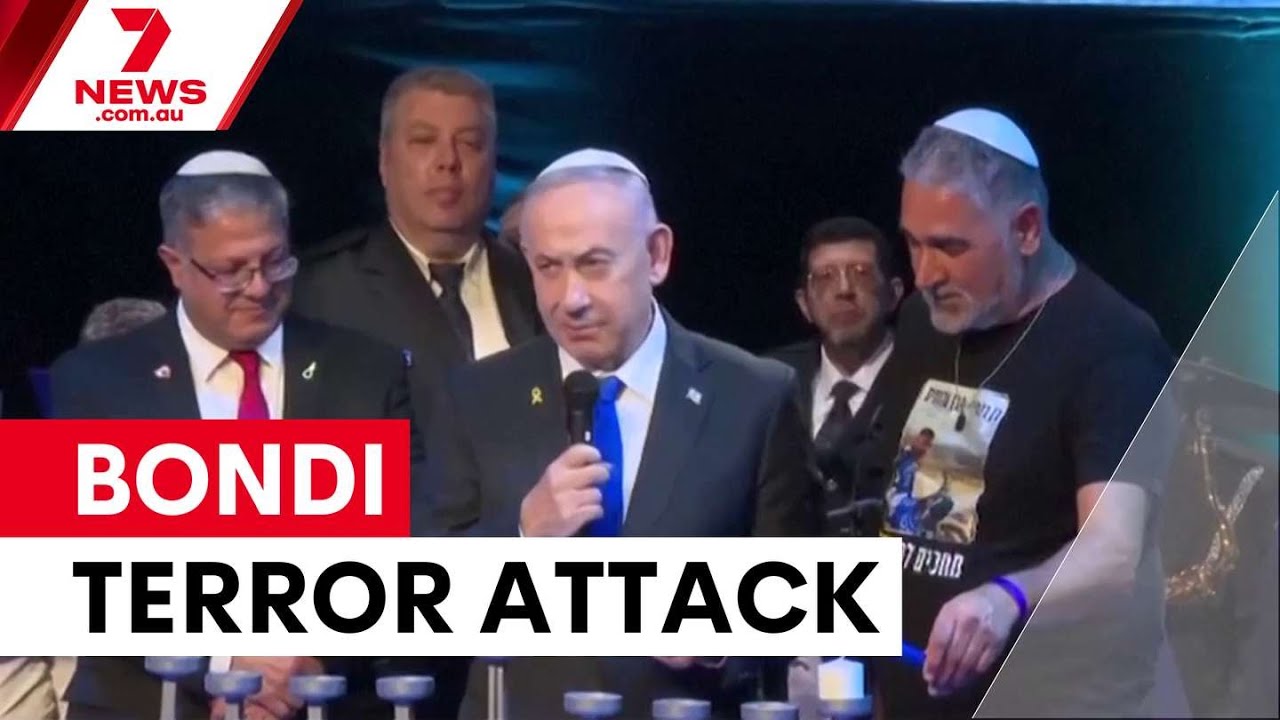 Terror attack rocks Bondi Hanukkah celebration | 7NEWS
