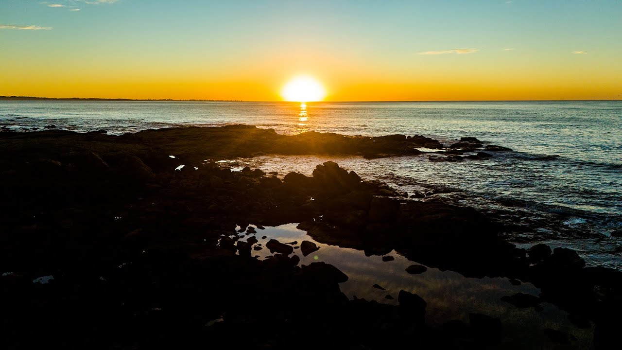 Amanecer, volando desde Punta Negra a Piriápolis.