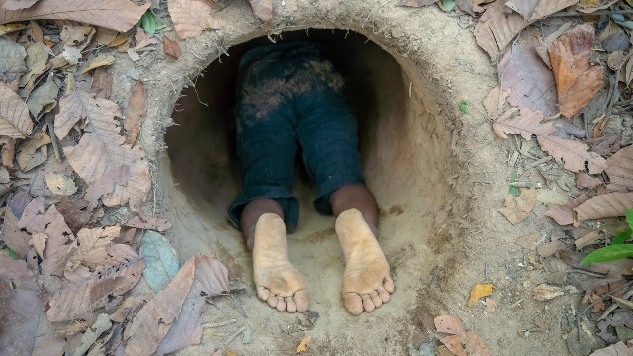 Building The Most Secret Underground Bamboo Villa by Ancient Skills